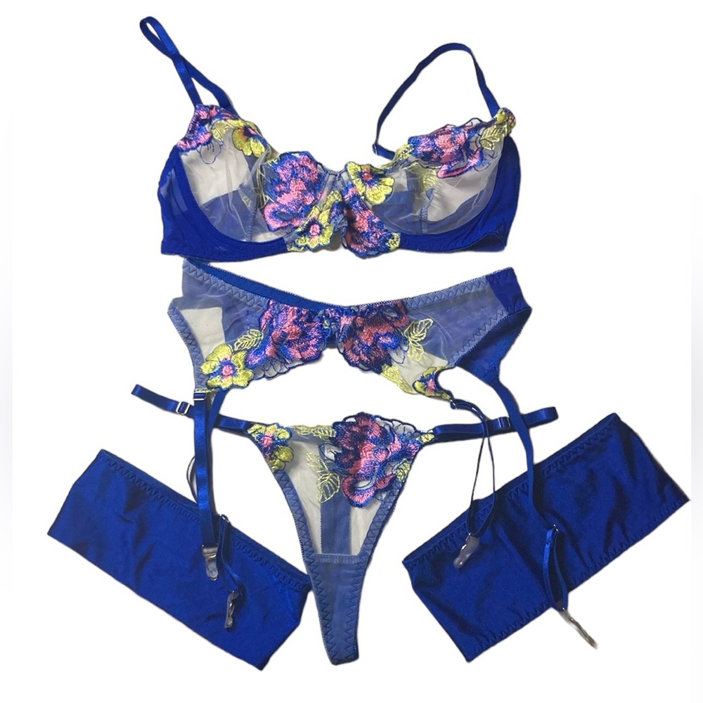 Kaei&Shi Floral Embroidered, Underwire, G-String, Garter Belt